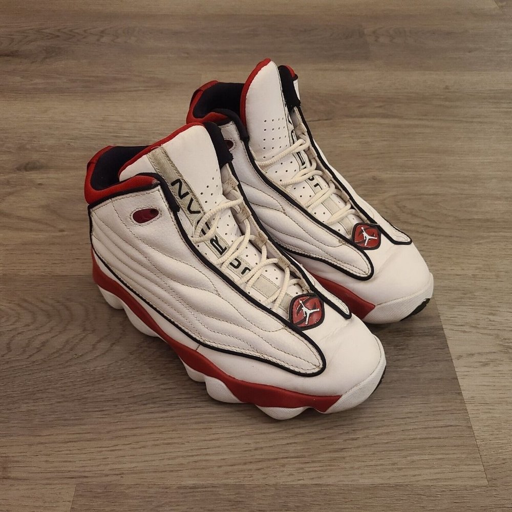 NIKE JORDAN Kid's Pro Strong GS White/Black/Gym Red DC7911-101 Size 6Y Women 7.5